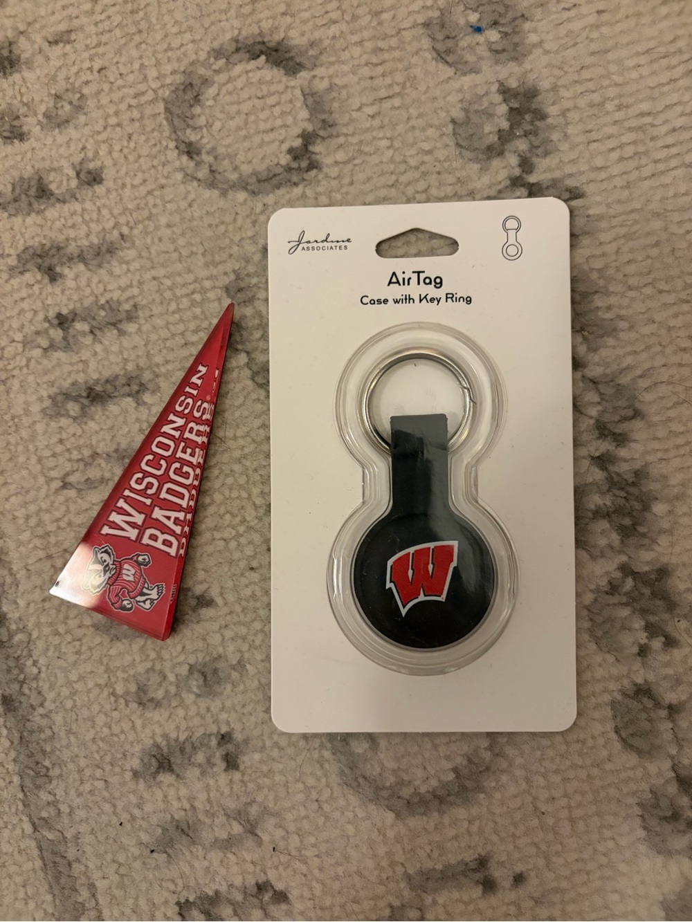 AirTag Case with Key Ring + Magnet - Wisconsin Badgers Logo